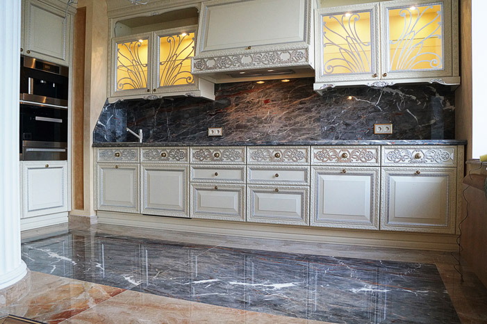 ,  -  Breccia Damascato,  Breccia Damascato  Versales